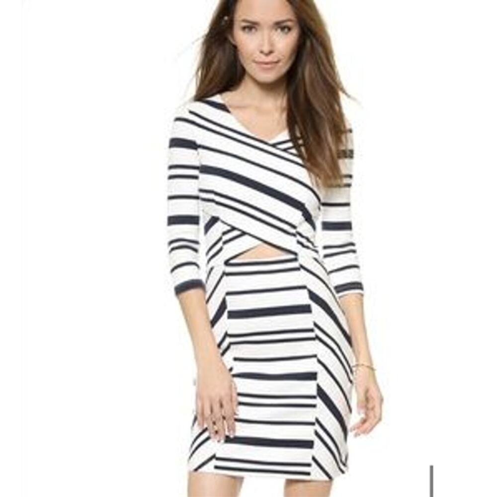 Ella Moss Striped Dress Front Cut Out Sz L White Navy 3/4 Sleeve Stretchy Anthro